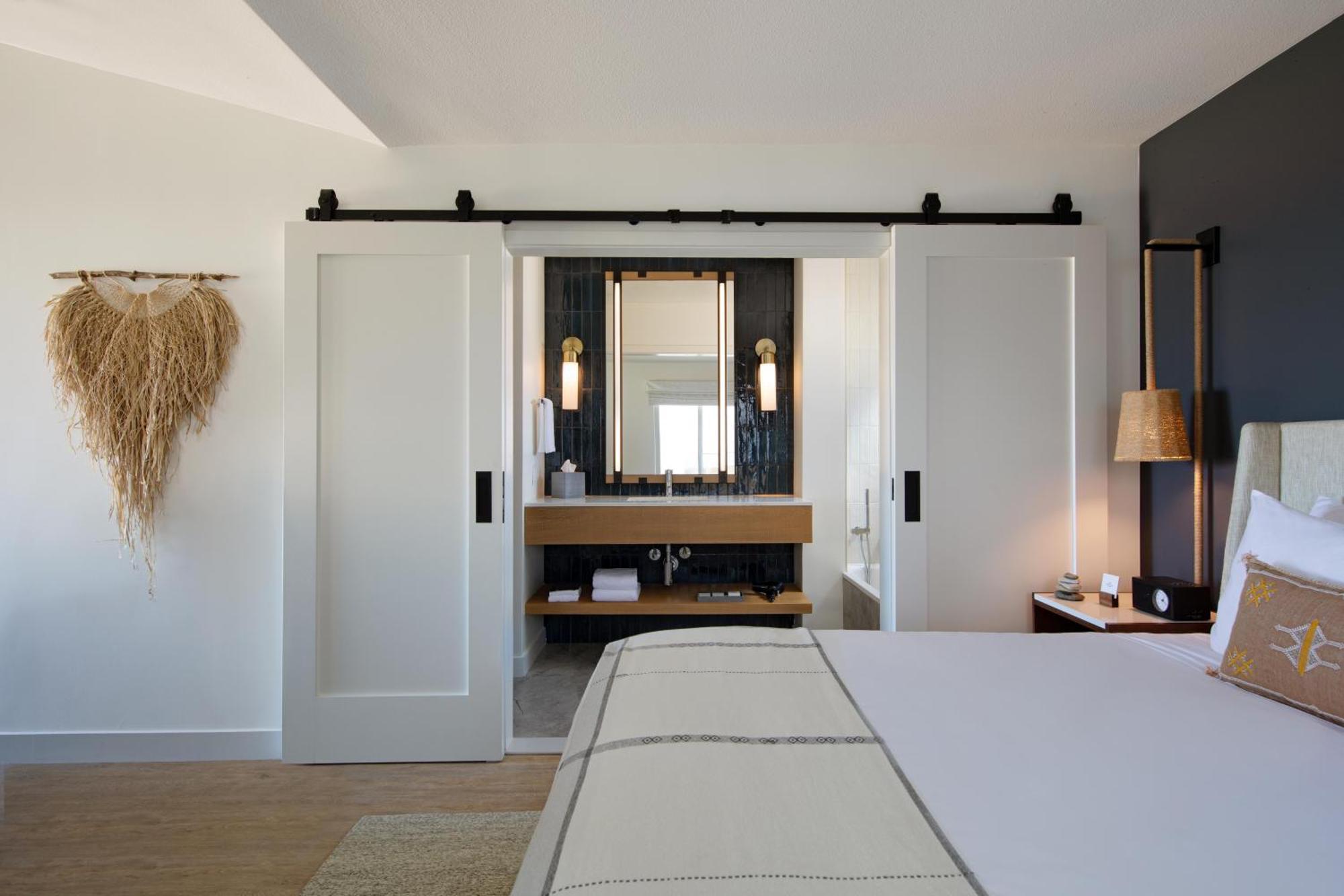 Panoramic Oceanfront Suite